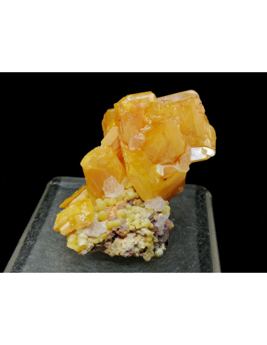 Wulfenite Mimetite - La Morita Mine, Ascención Municipality, Chihuahua, Mexico