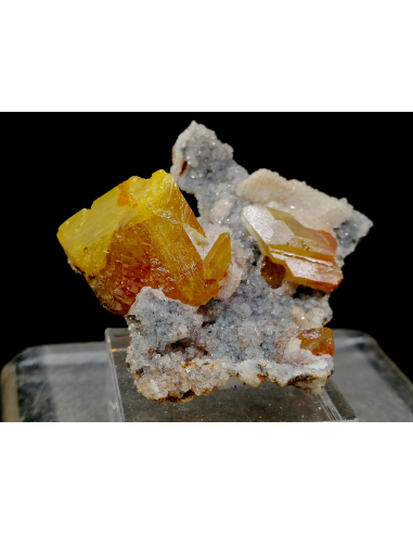 Wulfenite - M'fouati District, Bouenza Department, Republic of the Congo