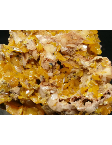 Wulfenite - Toussit Morocco