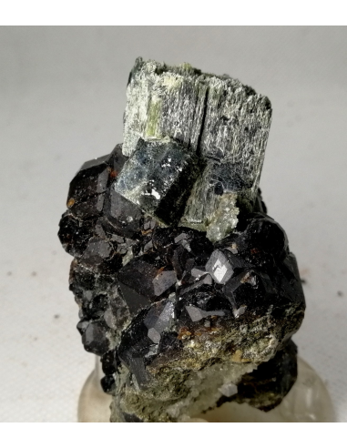 Hedembergite Andradite  - Huanggang Mine Inner Mongolia china