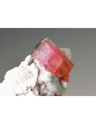 Elbaite, Ortoclase- Beni Bouzra Chefchauen, Morocco