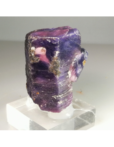 Corundum Var:Sapphire-  Zazafotsy Quarry, Zazafotsy Commune, Ihosy District,Madagascar