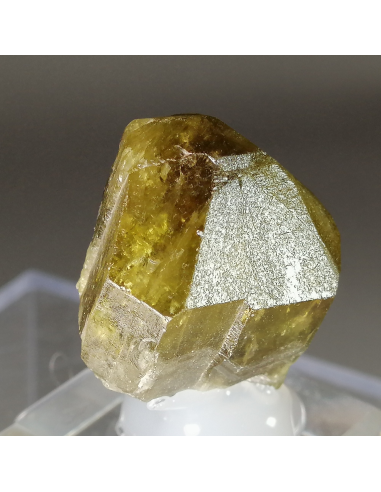 Chrysoberyl - Santa Teresa  mine,Espirito Santo  Minas Gerais, Brazil