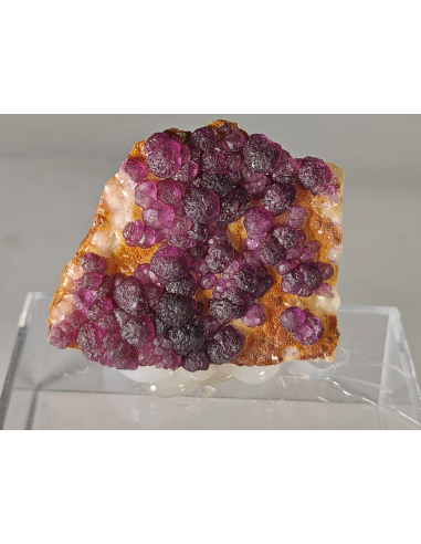 Fluorite on sale Hematoide + Quartz. 132.0 ct. Fontsante Mine, Var, France.