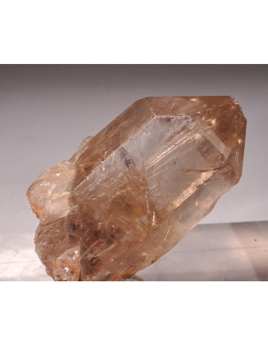 Rutile included in quartz   - Bahia Brazil